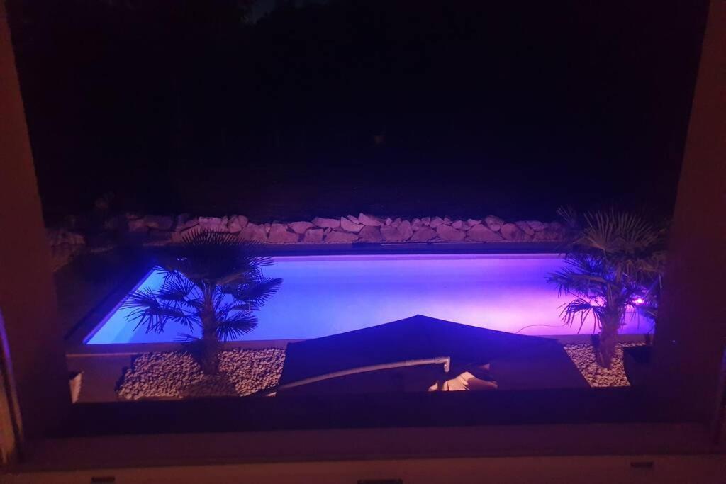 Villa Avec Piscine, Jacuzzi Et Vue Imprenable ! Herry Buitenkant foto